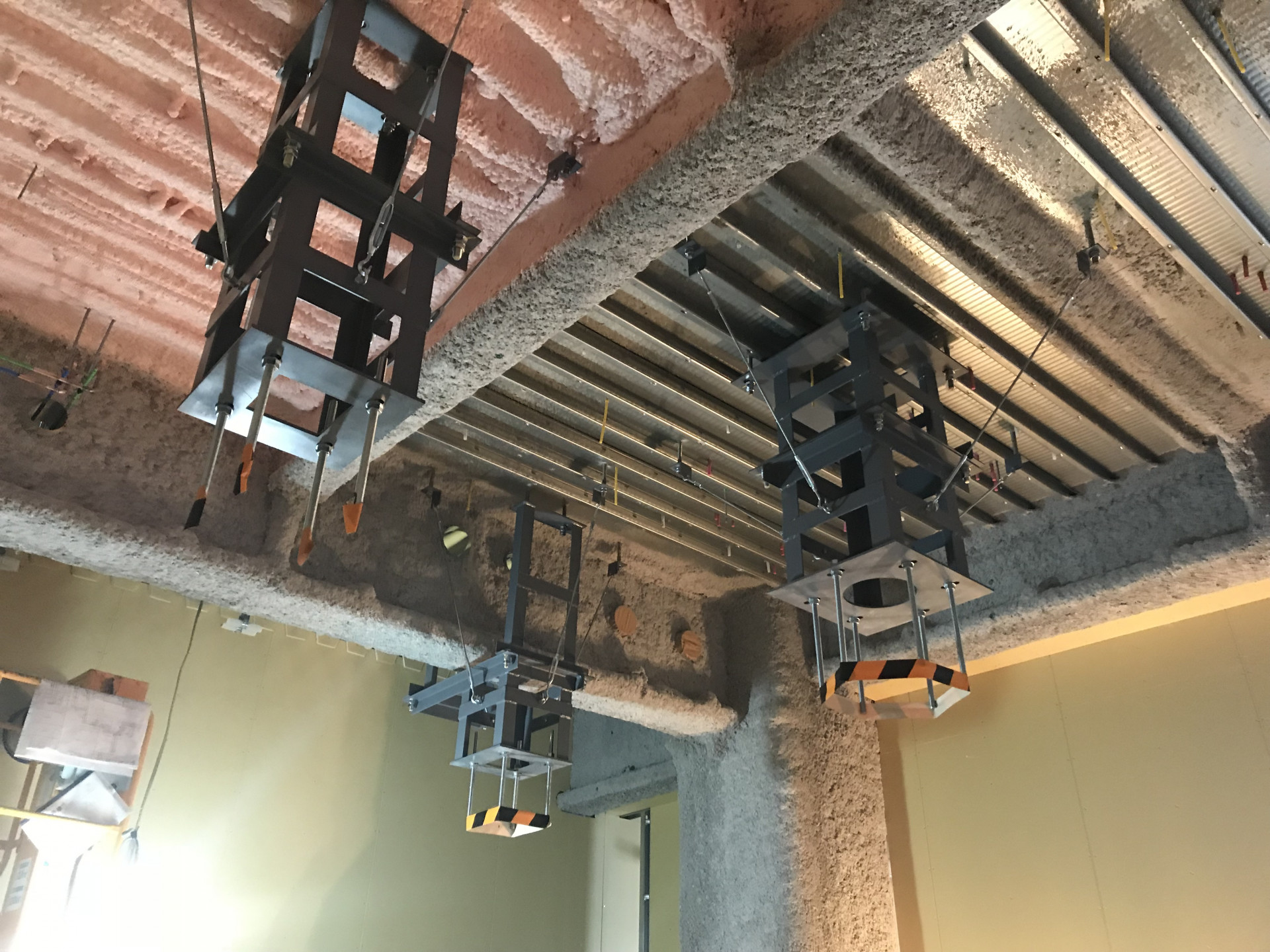 シーリングアーム架台