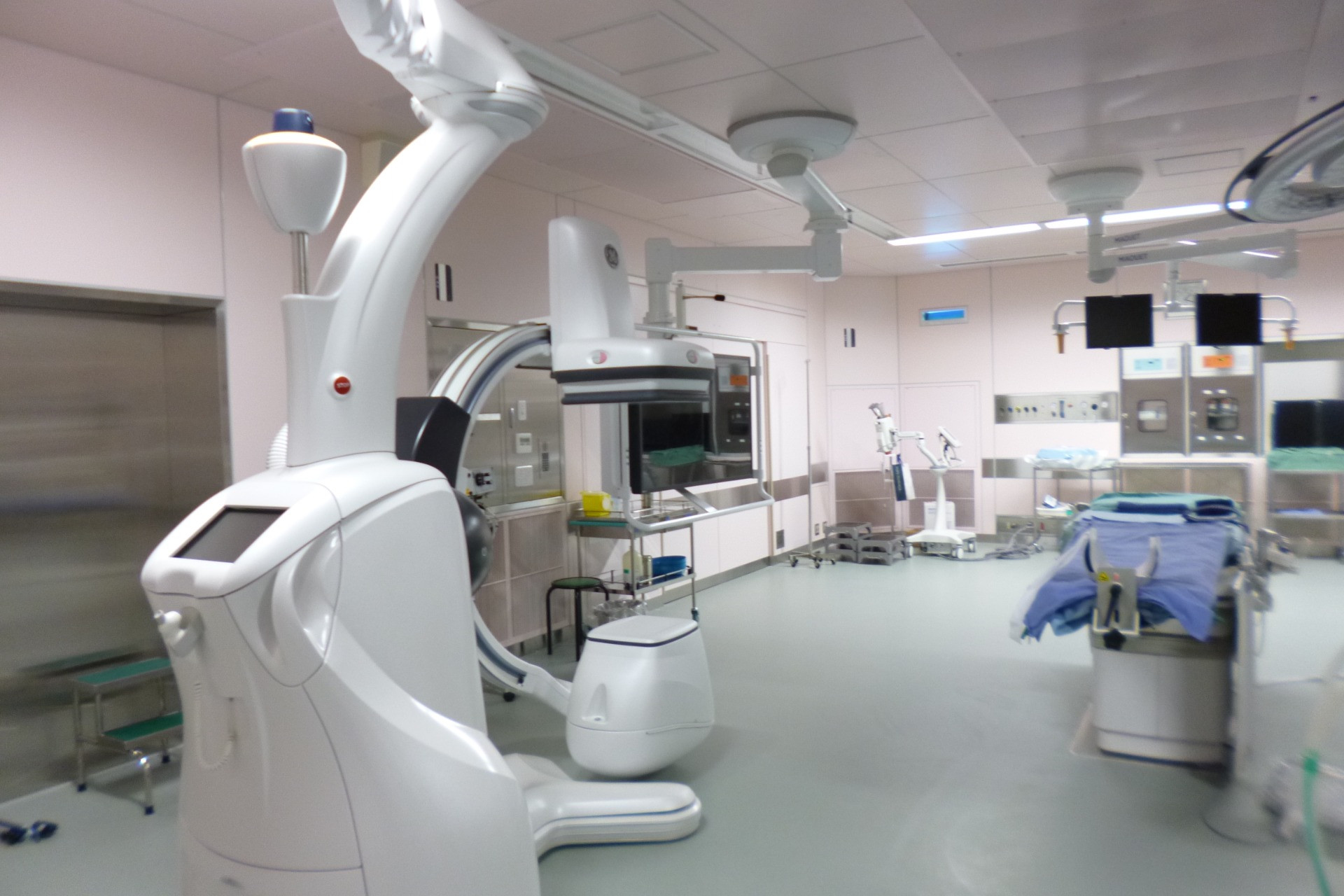 日本初ハイブリッドOP室